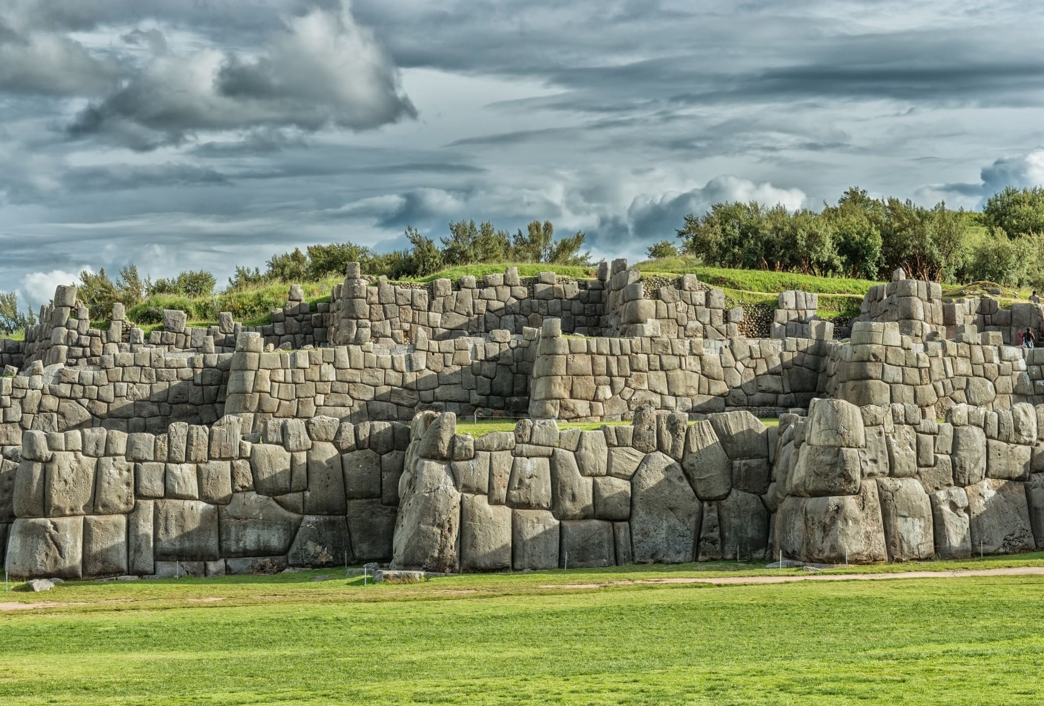 SAQSAYHUAMAN